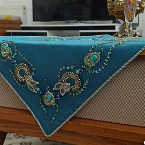 رومیزی دربار دوزی زیبا قابل سفارش در رنگ بندی دلخواه یه تیکه و سه تیکه