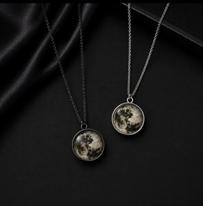 گردنبند زنانه ماه شب تاب کد 1355