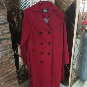 بارانی شیک وخوش رنگ وبلند ()