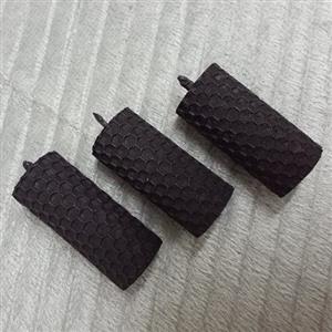 شمع بیزوکس موم عسل مشکی