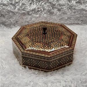 شکلات خوری 8 ضلعی توراش پایه دار خاتم کاری(سایز  متوسط) 