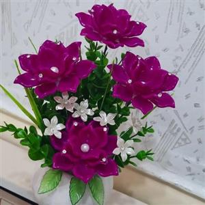 گلدان گل زیبا