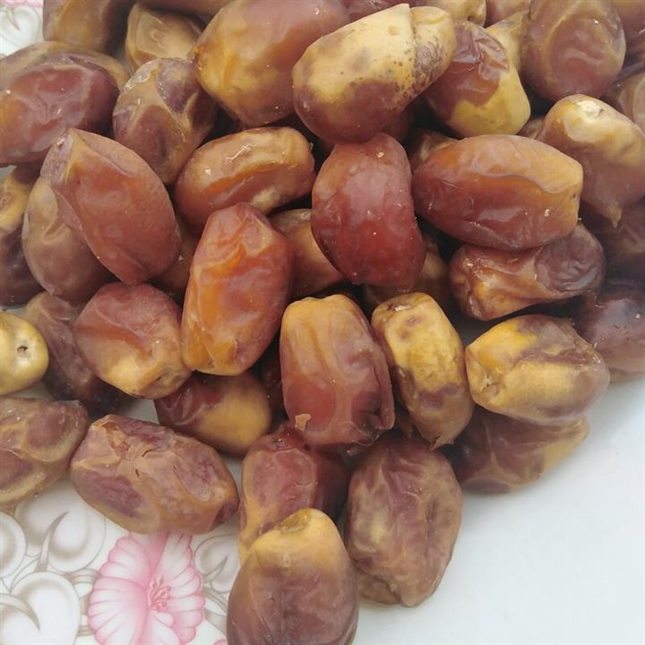 خرما زاهدی فله
