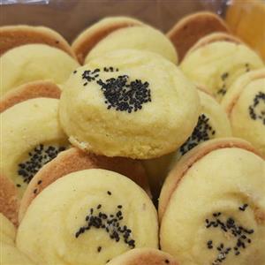 نان برنجی زعفرانی باروغن اصل کرمانشاهی سرگل(ارسال با تیپاکس👈پس کرایه)