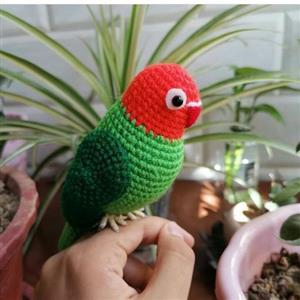 عروسک طوطی بافتنی پونه