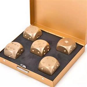 تاس روکش طلا
