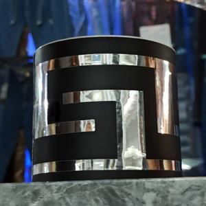 برچسب قرنیز طرح ورساچه مشکی نقره ای کد456