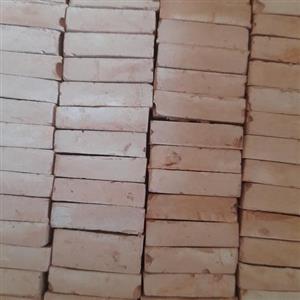آجر اجر  زرد خاکی 200عدد به همراه هدیه  مینیاتوری دکوراتیو