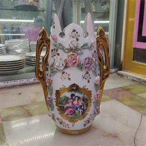 گلدان نیزه ای گل برجسته طرح لیلی و مجنون با جعبه کادویی و ارتفاع سی سانتیمتر ، کیفیت درجه یک