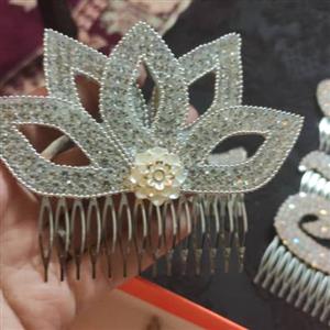 نیم تاج دخترانه پنج برگ با سنگ براق  (مدل ایستاده برای جلوی مو ،مدل خوابیده برای بغل سر  و پشت مو)