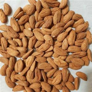 مغز بادام درجه یک شهرستان تویسرکان دو کیلویی(امساله)