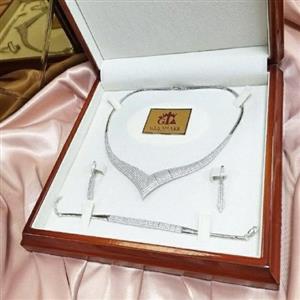 سرویس نقره زنانه ،طرح تنیسی جناقی پرکار ،عیار 925و هفت لایه آبکاری طلا سفید 