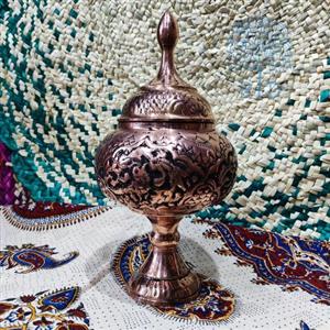 شکلات خوری مسی قلم زنی  ارتفاع 26 سانت 