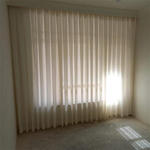 9 متر پرده کامل پلیسه با پارچه آستری پنجره3متری