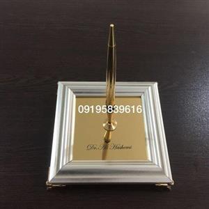خودکار طلا با پایه رومیزی  با حک اسم و شناسنامه اصلی