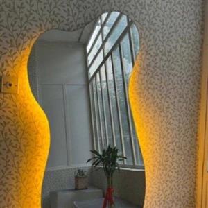 آینه دیواری دفرمه بک لایت ابعاد 50×80