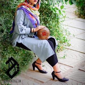 کیف چوبی گرد مدل ms016 با شماره دوزی دستی بسیار شیک و خاص مناسب خانم ها برای هدیه و کادو دادن