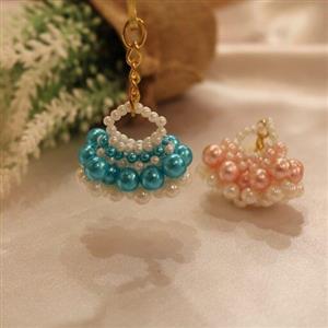 سرکلیدی  یا آویز ماشین مرواریدی سه بعدی دستسازه خانگی شکل کیف در دو رنگ