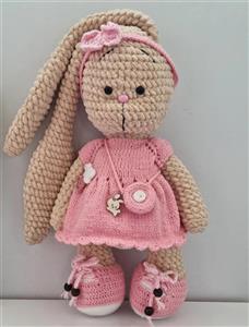 عروسک خرگوش بافتنی