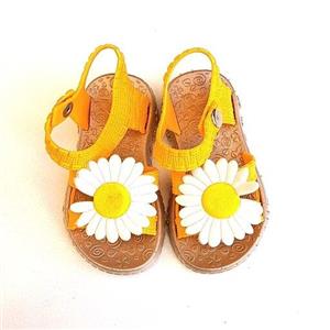 صندل دخترانه نقلی میخک رنگ زرد سایز 20.21.23