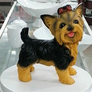 مجسمه پلی استری سگ پاکوتاه