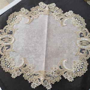 رومیزی عسلی  با تنوع سایز  و جنس و طرح