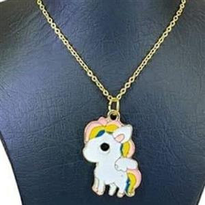 گردنبند دخترانه مدل یونیکورن\n\n رنگ ثابت و زنجیر استیل