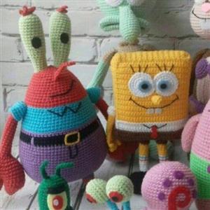 عروسک بافتنی آقای خرچنگ،شخصیت کارتونی،کارتون باب اسفنجی، 25 سانتی متر،بافتی تمیز و حرفه ای