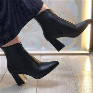 کفش نیمبوت