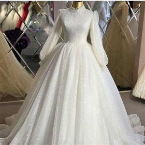 لباس عروس پوشیده