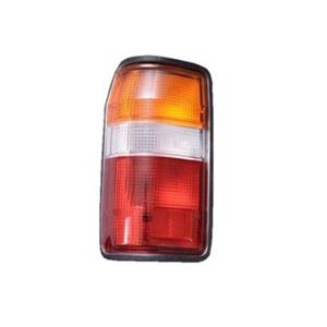 چراغ خطر عقب راست مناسب برای نیسان وانت