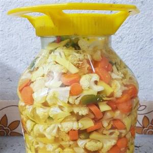 ترشی گل کلم محلی رودبار تازه