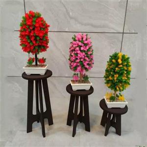 استند چهار پایه گلدان رنگ قهوه ای