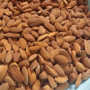 مغز بادام شیرین ایرانی