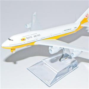 ماکت هواپیما بویینگ 400-747 ROUAL BRUNEI کد 3784