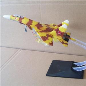 ماکت هواپیما جنگنده سوخو 37 کد 3826