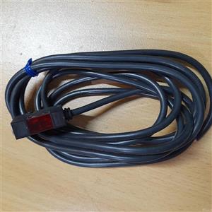 سنسور فتو الکتریک omron e3s-bd61