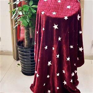 پتوی یک نفره مدل سروین تک رنگ گلبرجسته ساکدار مسافرتی