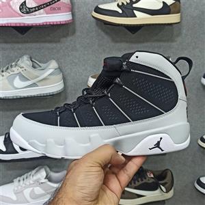 کتونی جردن ساقدار مردانه رنگ مشکی سفید ویتنام اورجینال