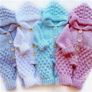 سرهمی کلاهدار دست بافت پفکی(6ماهه)