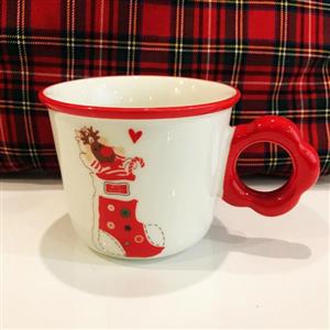 ماگ کریسمسی طرح جوراب بابانوئل