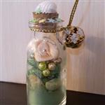 گیفت بطری شیشه ای سبز و آبی،بسیار آرامش بخش ،دارای شن رنگی،صدف ، مروارید ....