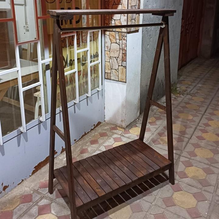 آویز لباس چوبی