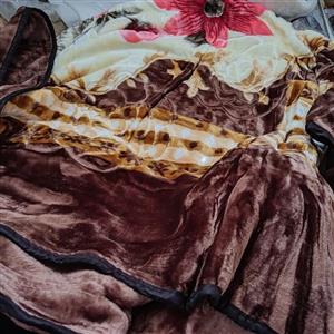 پتو دو نفره ضخیم  مارک سنفیلا  گل برجسته وارداتی