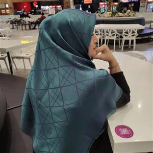 روسری ژاکارد لمه دار