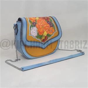 کیف دوشی زنانه چرم طبیعی دستدوز  با نقاشی روی چرم