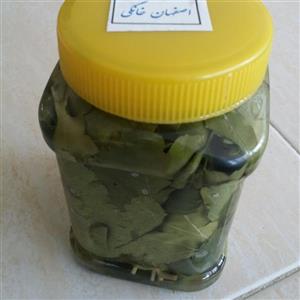 برگ مو با کیفیت 300 گرمی ( بدون سم زدگی ،لک و نگهداری با کمی نمک)
