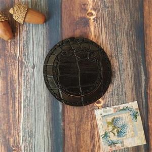 آینه جیبی چرم طبیعی طرح دار دست دوز  مشکی رنگ