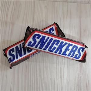شکلات اسنیکرز(snickers) کاراملی 