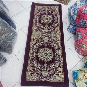 تشک کنار اتاقی مخمل نمدی زیرانداز نمدی  کناره نمدی مخمل